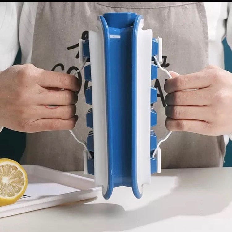 2 In 1 Folding Ice Tray, Blue Folding Ice Box, Silicone Ice Lattice Mold Water Bottle 2 In 1 Folding Ice Tray, Blue Folding Ice Box, Silicone Ice Lattice Mold Water Bottle